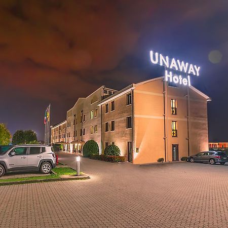 Una Hotels Occhiobello Εξωτερικό φωτογραφία