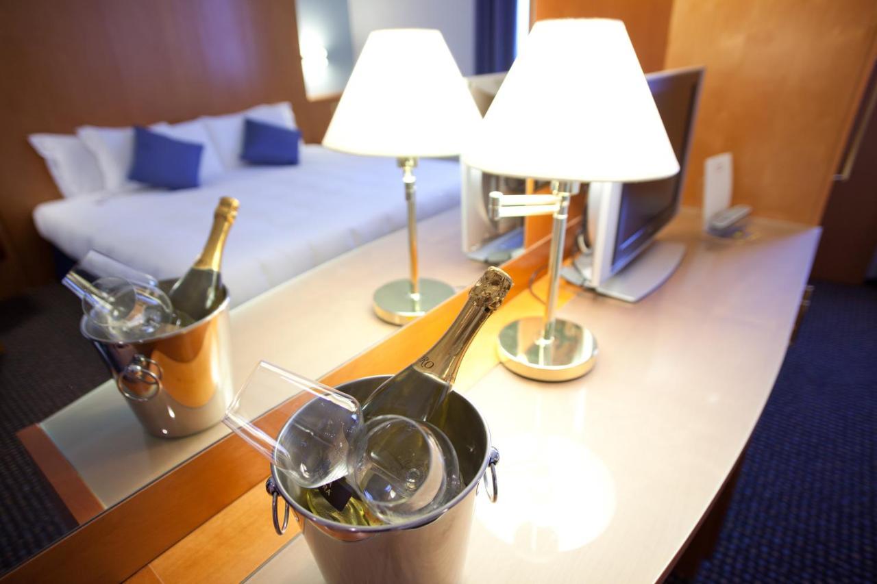 Una Hotels Occhiobello Εξωτερικό φωτογραφία