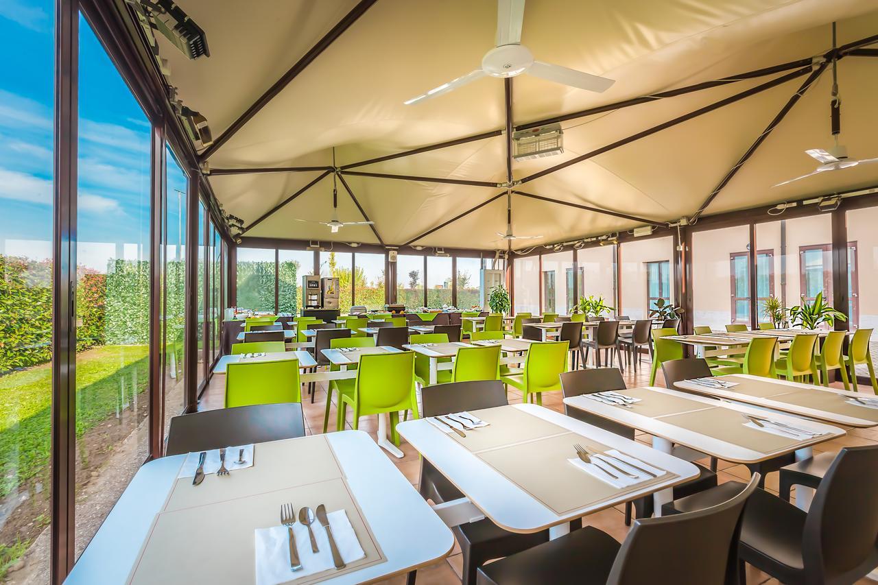 Una Hotels Occhiobello Εξωτερικό φωτογραφία