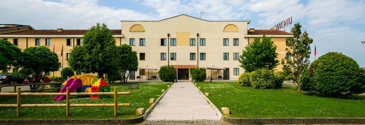 Una Hotels Occhiobello Εξωτερικό φωτογραφία
