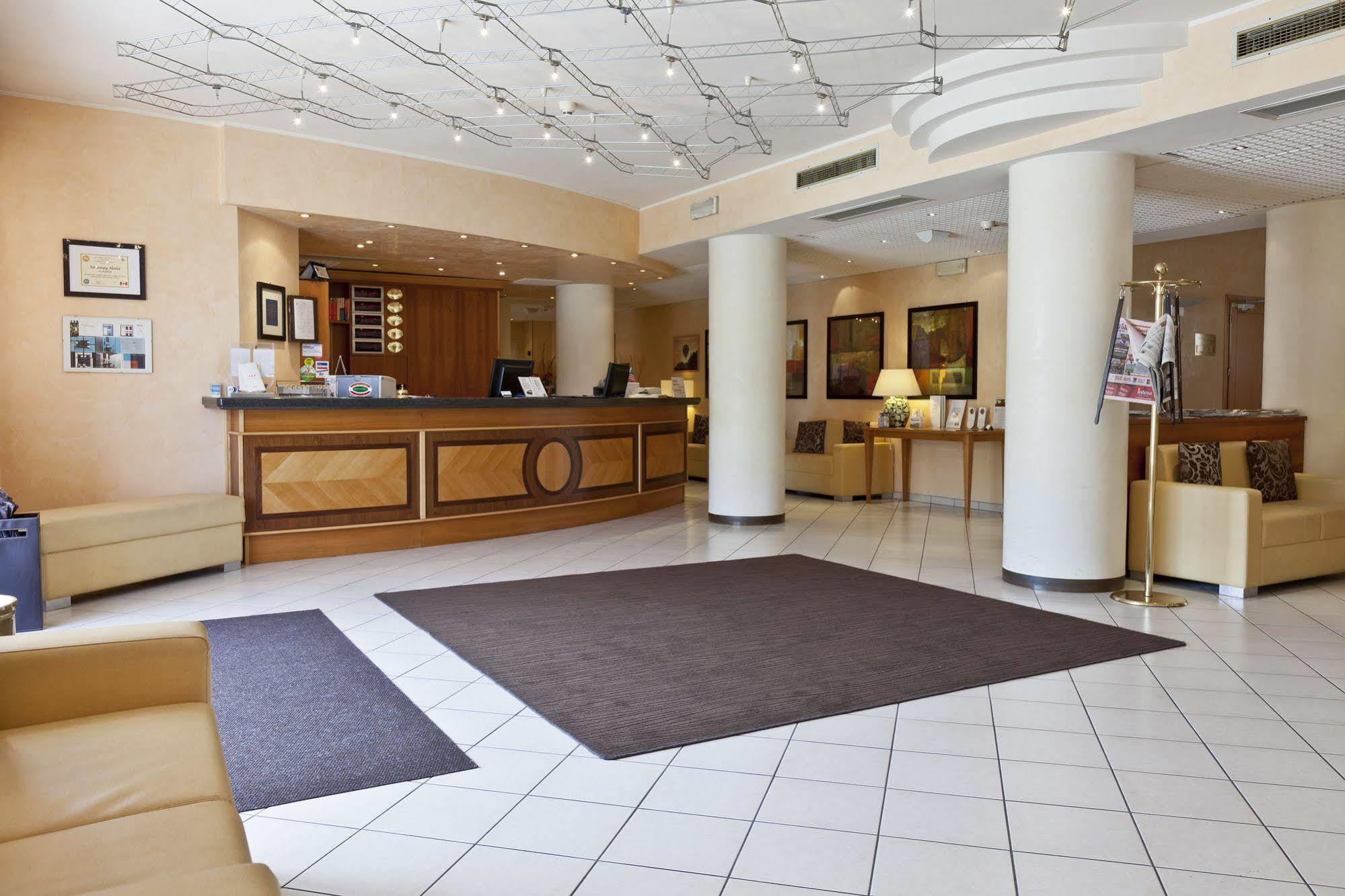 Una Hotels Occhiobello Εξωτερικό φωτογραφία