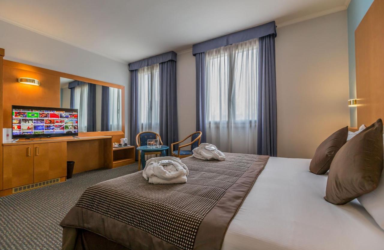Una Hotels Occhiobello Εξωτερικό φωτογραφία