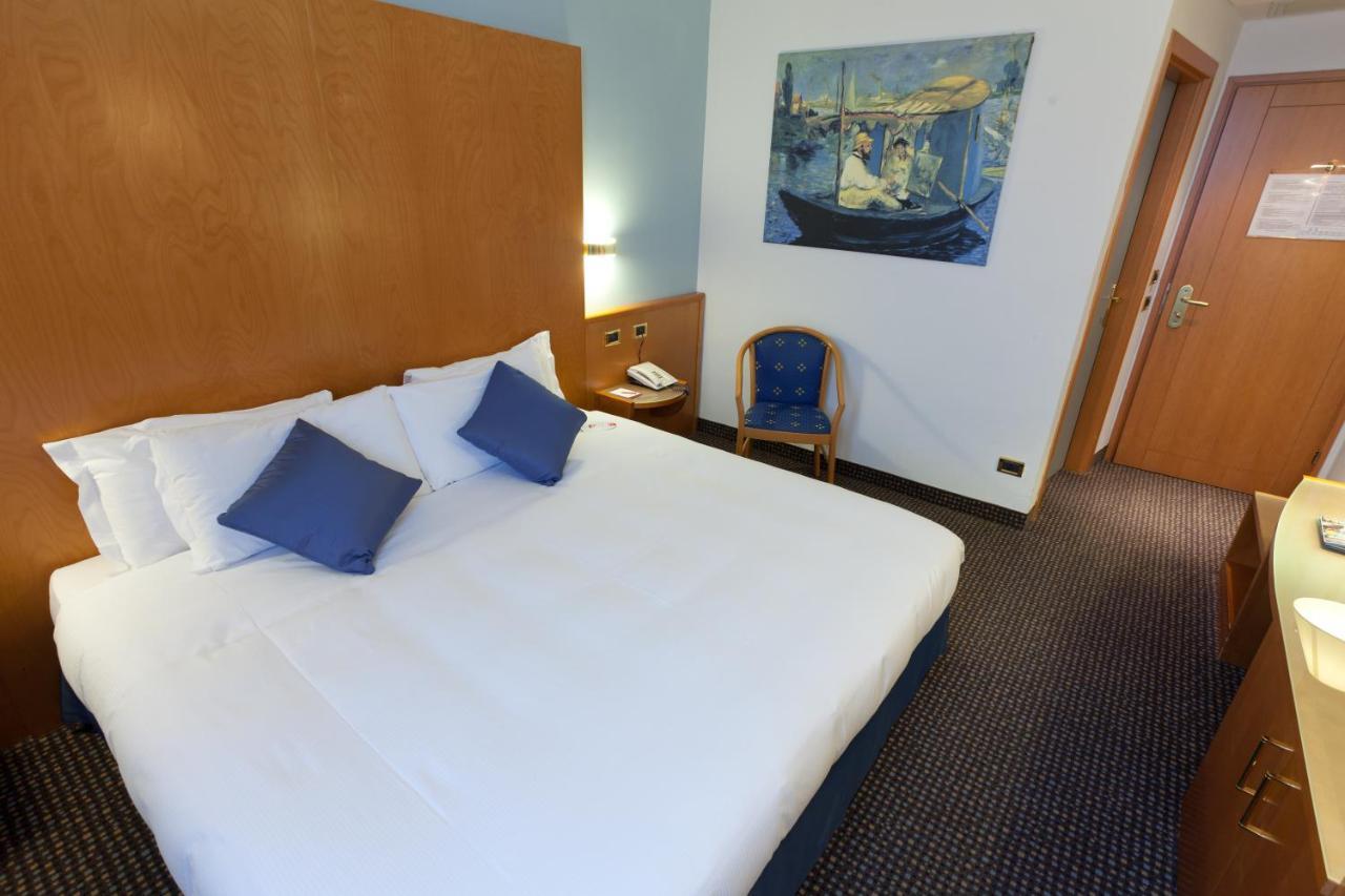 Una Hotels Occhiobello Εξωτερικό φωτογραφία